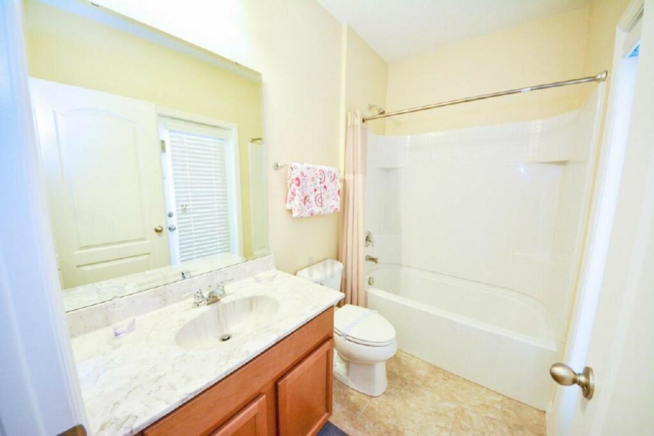 Make Memories With Your Family And Friends In This Beautiful Home 1014 Loughman ภายนอก รูปภาพ